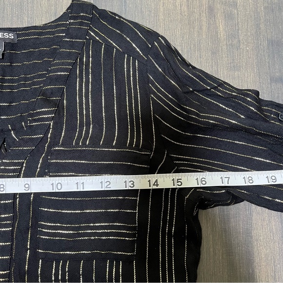 Express Black and Gold Women's Top - Picture 11 of 13